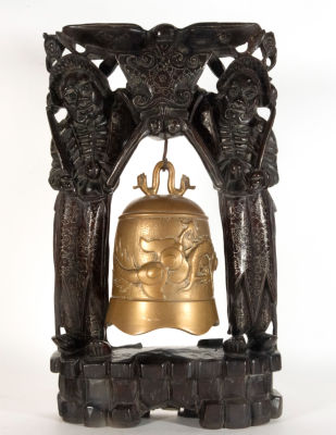 Rare Chinese or Vietnamese Temple Bell in Hongmu hardwood with silver from the 19th century. Meas 