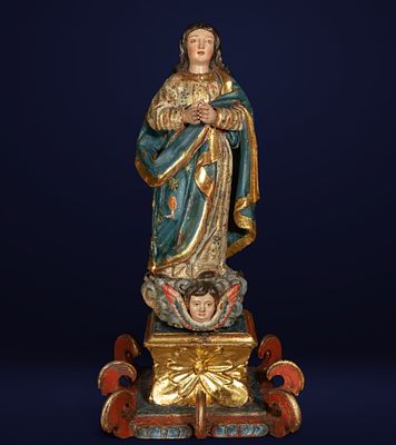 Beautiful Colonial Virgin with Child, primitive colonial Mexican, from the 16th century. 65 x 30