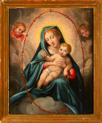 Virgin of the Rosary. 16th-century Italian-Flemish school. Oil on panel. Dimensions: 65 x 52 cm. 