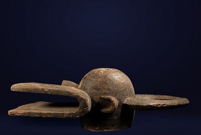 Ox Mask, Mama Ethnic Group, Nigeria - African Art - Early 20th Century. Dimensions: 95 x 36 cm. 