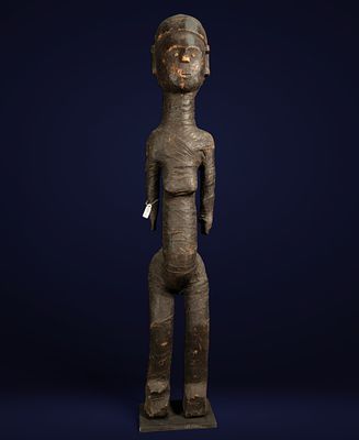Large wooden sculpture of a Lobi ancestor, Nigeria - African art - 19th-20th century. Measurement 