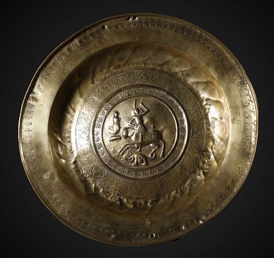 Large Alms Plate from Nuremberg, Germany, 16th/17th century. 5 x 38.3 x 38.3cm approx