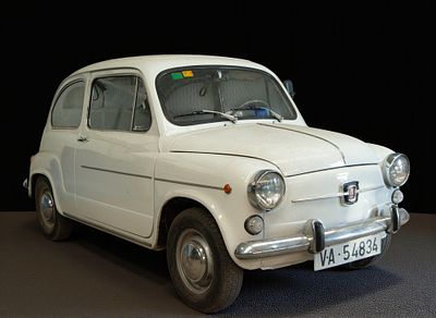 Seat 600. A compact utility car, a symbol of the social and economic development of post-war 