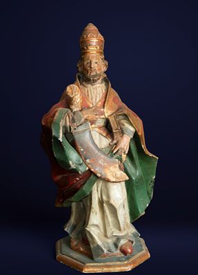 San Luis, Hispanic School, 17th Century. Carved and polychromed wood. Dimensions: 72 x 40 x 27 