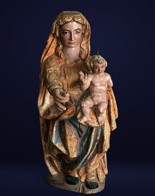 Virgin with Child, Castilian School, 16th Century. Carved and polychromed wood. Dimensions: 59 x 