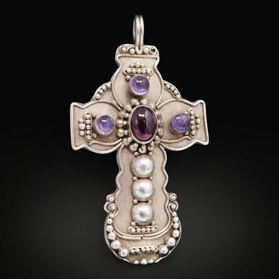 Silver pendant cross with garnet and amethysts, 20th century. Sterling silver (925), crafted 