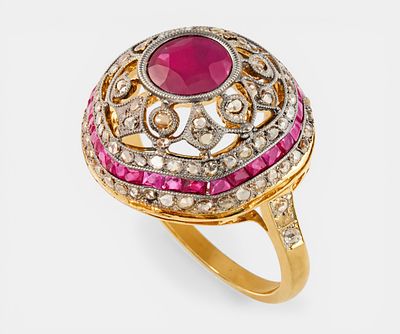 Ring with certified natural Burmese ruby ​​of approx. 1 ct, square cut rubies of approx. 0.70 