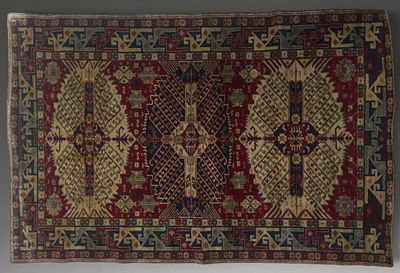 Caucasian Shirvan wool rug, 20th century. Wool. Measures 176 x 120 cm. Shirvan Caucasian rug 