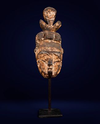 African mask, early 20th century. In wood. Acquired in West Africa in the 80s. Certificate attached