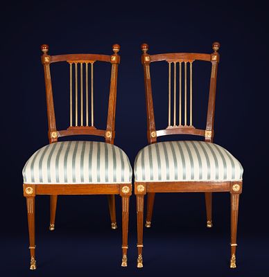 Pair of Gustavian chairs, Swedish School, 19th century. Mahogany and gilt bronze. Dimensions: 88 