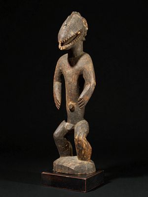 Montol-Goemai sculpture with Gugwom-type mask, Nigeria, first half of the 20th century. Wood and 