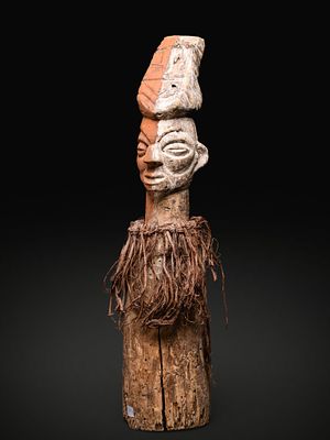 Yaka pillar-statue. Yaka people, Central Africa. Wood. Dimensions: 67 &times; 17 cm. Vertical wood 