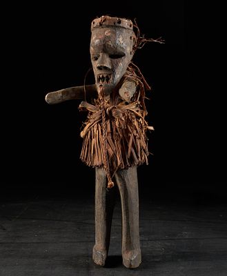 Ritual dance puppet. Salampasu people, Democratic Republic of Congo, 20th century. Wood and 