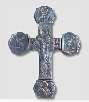 COPTIC CROSS (Egypt, 14th century) - Coptic processional cross. Repouss&eacute; and chased silver with 