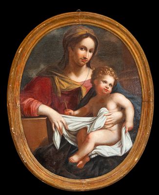 Italian Madonna in Oval from the 17th Century - Roman Baroque Master. Measurements: 86 cm x 68 
