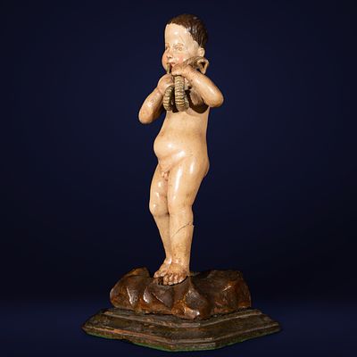Sculpture of the Holy Child from the 17th-18th century. Measurements: 31 cm x 16 cm x 12 cm