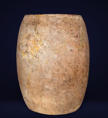 Clay urn from the Magdalena River, Pre-Columbian Culture, 1st Century BC / 5th Century AD. Modele 