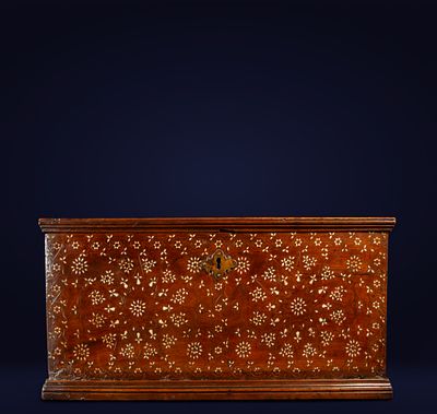 Aragonese Mudejar Chest with Rice Grain-Shaped Inlays, Late 15th Century. Wood with rice-shaped 