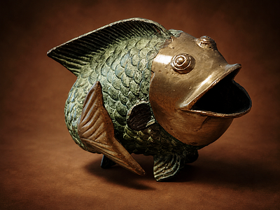 Koi carp with open mouth and double position. Bronze. Weight 698 grams. Oriental art. 20th century. 