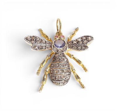 Bee-shaped pendant in silver gilt with rose-cut diamonds, tanzanite and spinels. Partially 