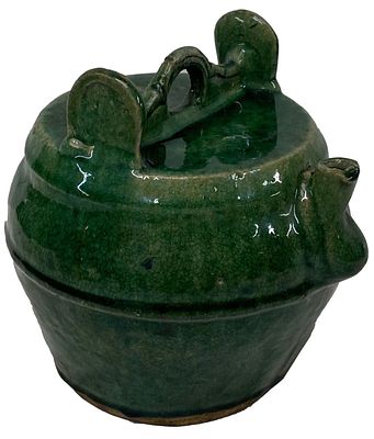 Antiguo c&aacute;ntaro, pedarra, aceitera o botijo de terracota esmaltada. Chino. XIX. 22x22x22. 