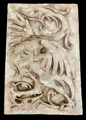 Elegante escayola con motivos de dragones, animal mitol&oacute;gico. 31x20x3
. Elegante escayola con 