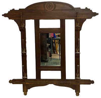 Antiguo espejo y perchero de madera. 6 perchas. Isabelino. S. XIX. 117x114x10. Antiguo perchero