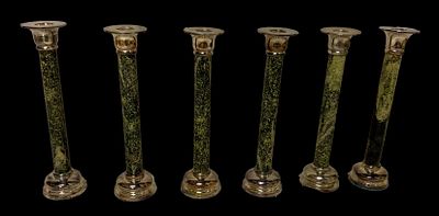 Antiguo lote, juego de 6 candelabros de mármol verde y baño de plata. 28 cm alto. XIX. Napoleón III.