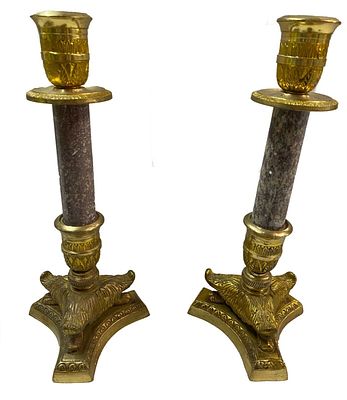 Antiguos candelabros imperio. Napoleón III. Bronce y mármol. 27 cm alto. 
Antiguos candelabros 