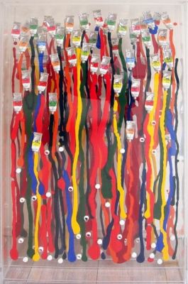 Arman - Aqua Frago, 2003 Acrylique et tubes de peinture sur plaques de plexiglas superpos&eacute;es 