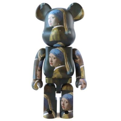 BE@RBRICK - Bearbrick Joahnnes Vermeer "Girl with Pearl Earring" 1000% Vinyl Art Toy. Height: 