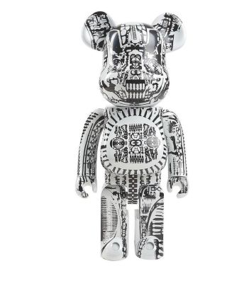 BE@RBRICK - Bearbrick H.R. Giger White Chrome 1000% 2021 Vinyl Art Toy 72 &times; 25.5 &times; 25.5 cm 