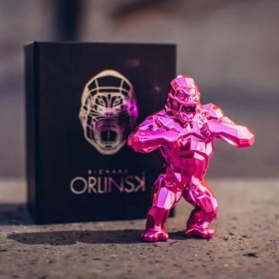 Richard Orlinski - Kong Spirit (Pink), 2020 Resin Scupture 13x10x5cm Comes with original box 
