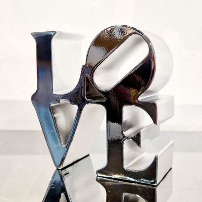 Robert Indiana (after) - Love Silver Painted polystone sculpture published by Editions Studio 