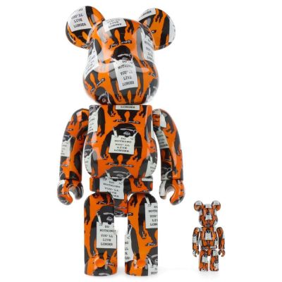BE@RBRICK - Bearbrick Monkey Sign 400% + 100% Vinyl Art Toy. Height: 28 cm Manufactured by 