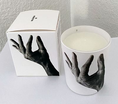 JR (after) - Hand #5, 2024Perfumed candle. Wight : 190 gr. Comes in original box. Made in 