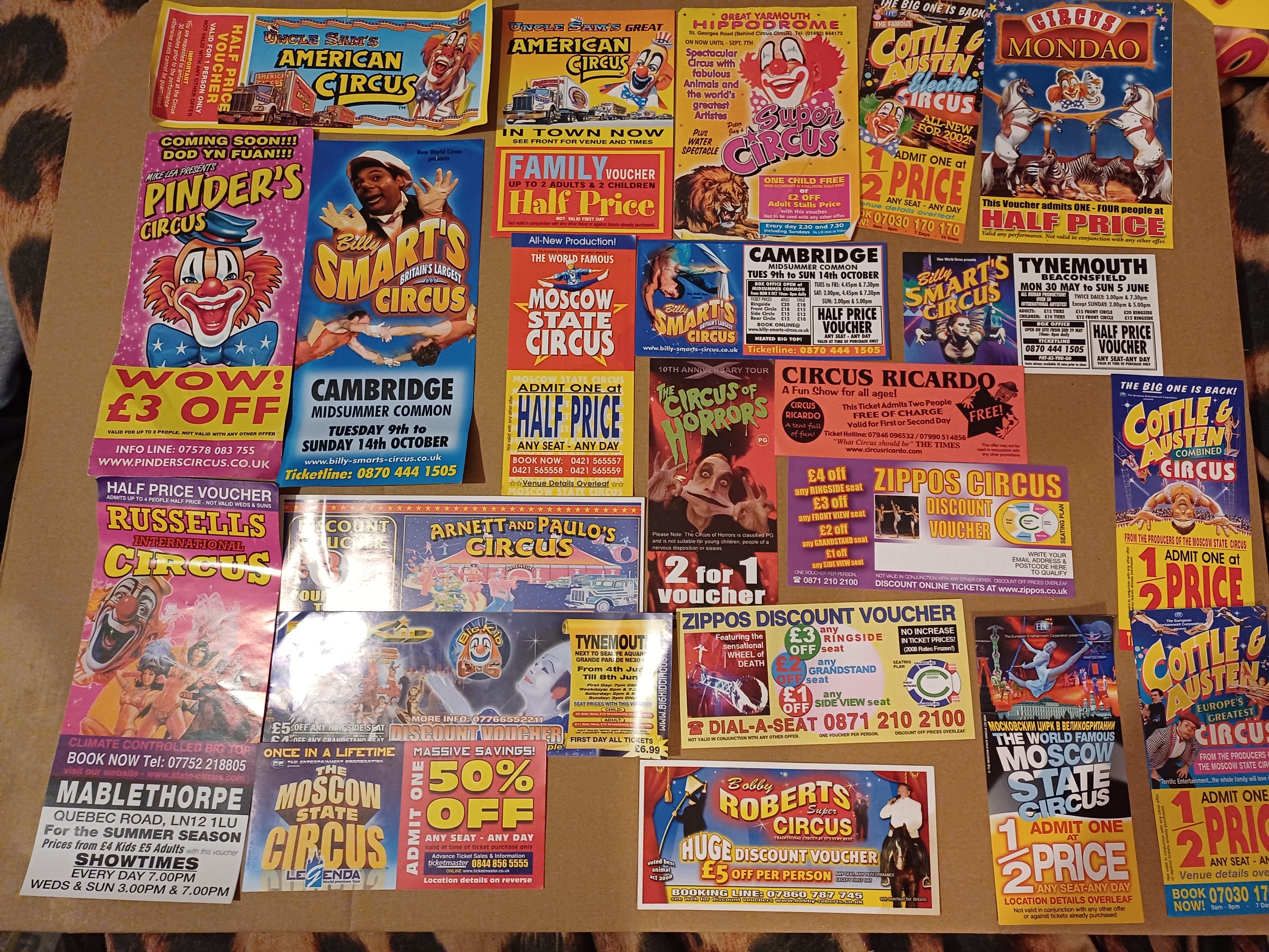 22 Circus flyers
Zippos Circus Cottle Austin Billy Smart circus of horrors