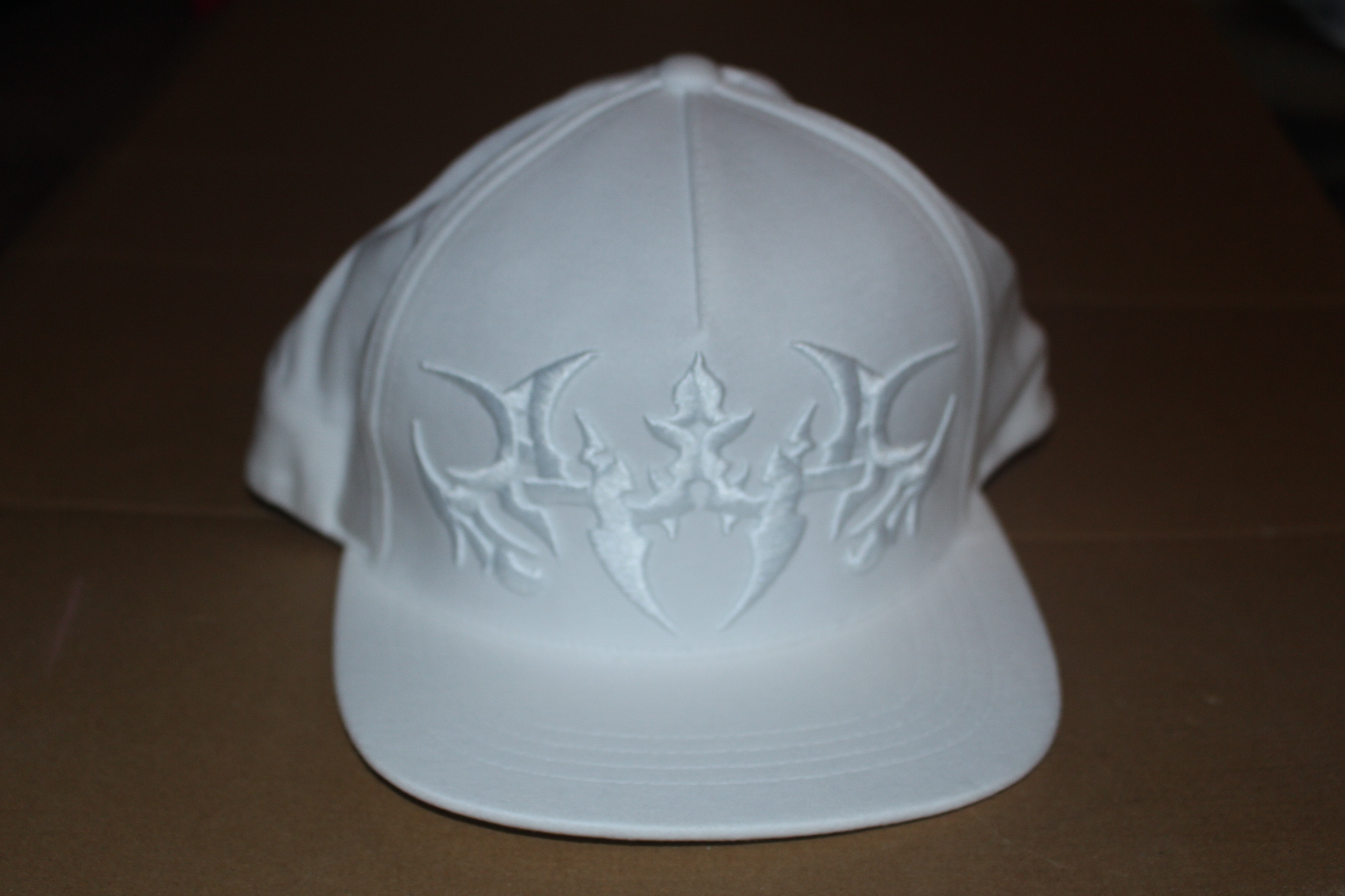Baseball hat white tribal design new