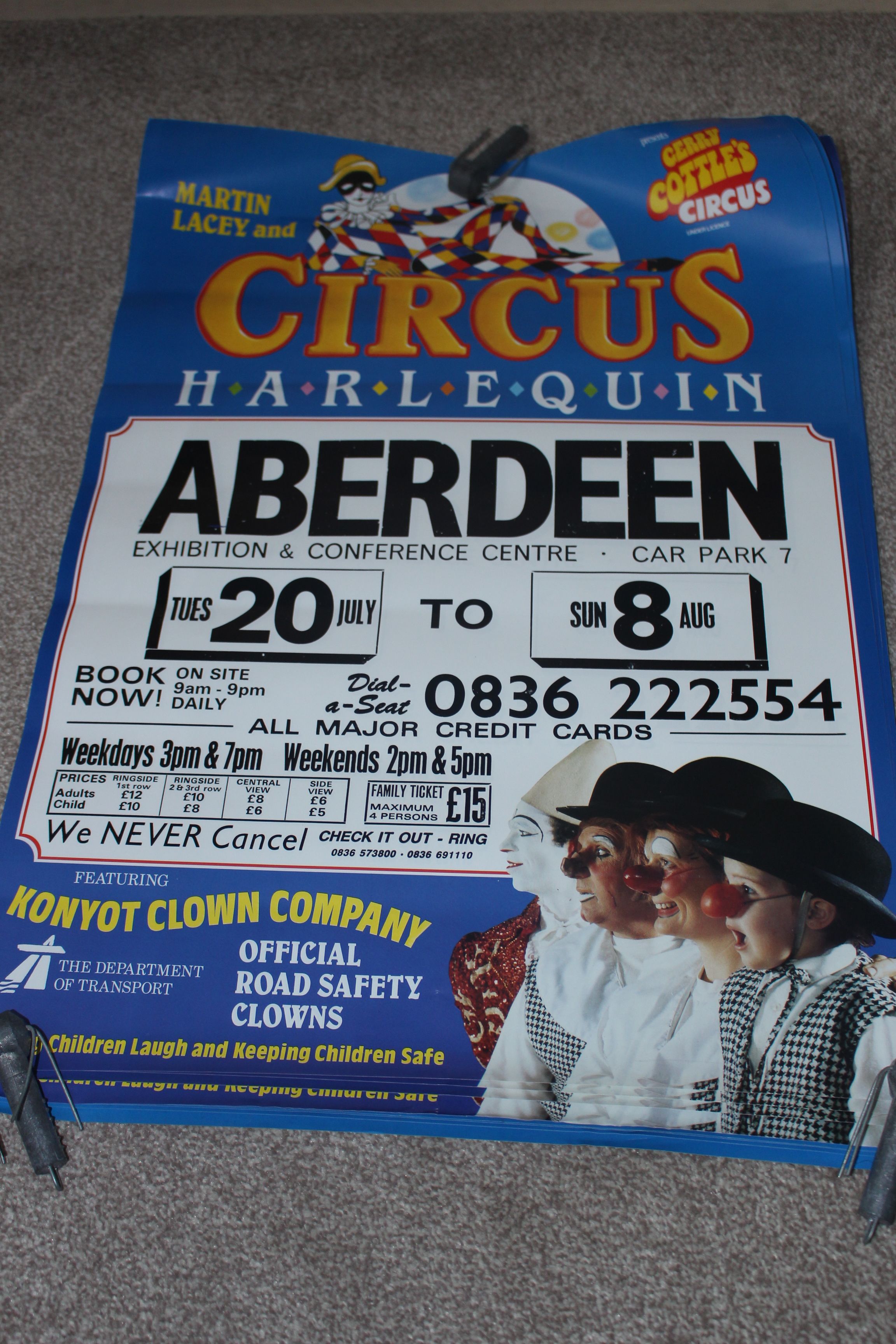 8 Circus Harlequin posters
