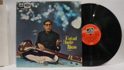 Аамир Кхан. Khayal By Ustad Amir Khan. His Master's Voice. 1968 г. 33 об. Диаметр 30 см. 