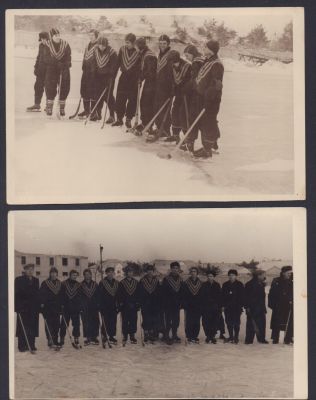 Две фотографии. Хоккеисты на тренировке. 1957 г. Размер 17,5 х 17,8 см.