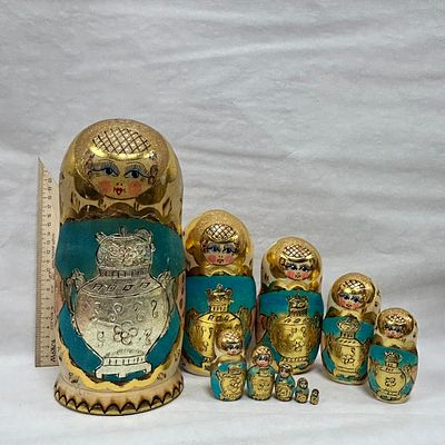 Матрешки. 10 кукол. Позднее СССР. Мотив росписи "Самовар", с техникой выжигания. Высота от 26 