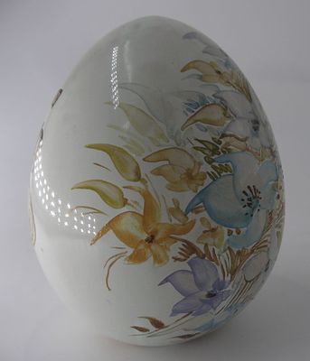 Керамическое расписное яйцо. Авторская работа Татьяны Ган. Роспись. Размер 12 х 9 см. 
Ган 
