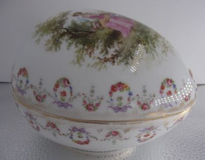 Яйцо-шкатулка, фарфор. Размер: 10 х 14 х 10 
Вес: 368 гр. 
Клеймо