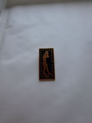 Значок. Олимпийские игры древней Греции. Размер 1,7 х 3,5 см. Легкий металл, на булавке.