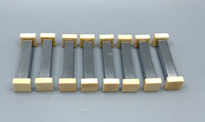 סט 8 מניחי סכו"ם מתכת ציפוי כרום וחומר אורגני ארט-דקו. סט 8 מניחי סכו"ם ארט-דקו, ככל הנראה צרפת 