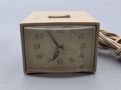 Vintage General Electric Tabletop Alarm Clock. Vintage tabletop alarm clock by General Electric. 
