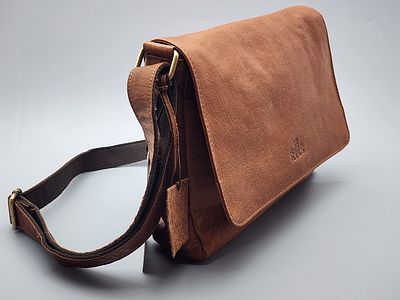Rowallan Handcrafted Fine Leather Crossbody Bag. Handcrafted fine leather crossbody bag by 