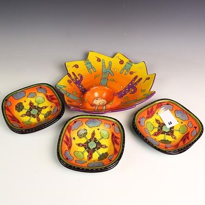 Terri Kern Studio 6 bowls and a serving platter. Terri Kern Studio 6 bowls 7 inches diameter and 