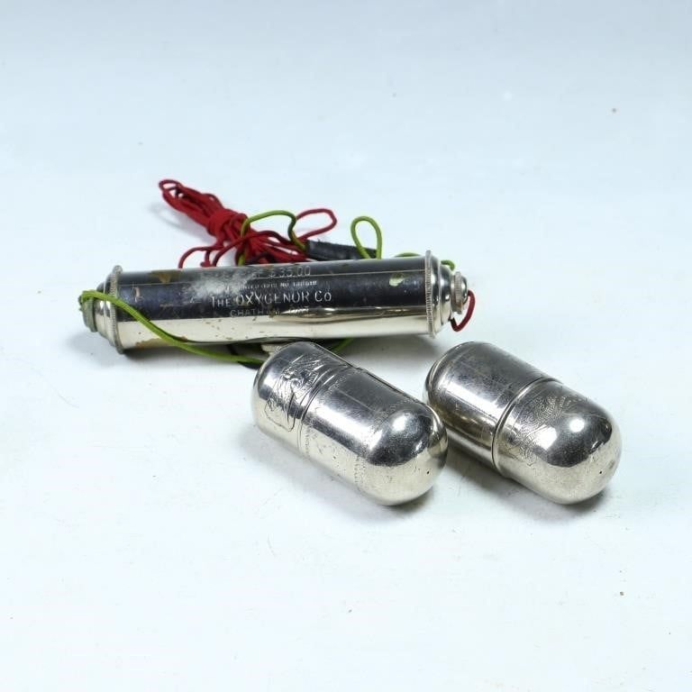 Lot 231: Antique Medical Oxygenopathy apparatus